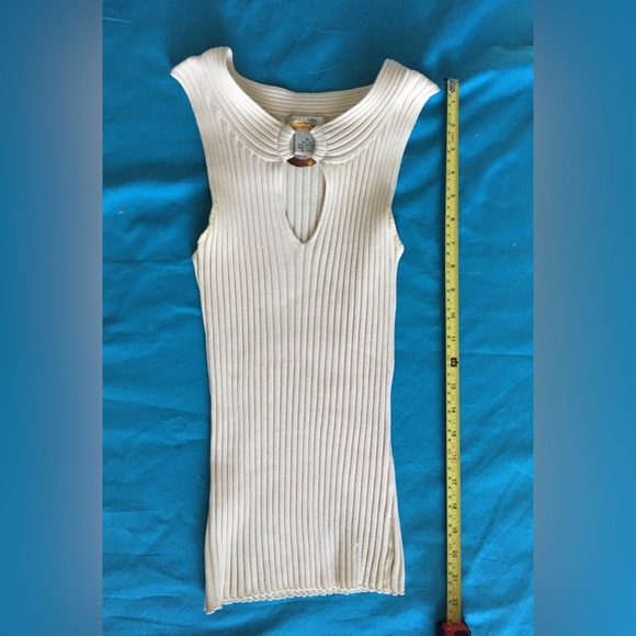 Cache Tops - 90’s Cache silk cream ribbed sleeveless top